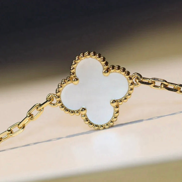 {
"Resenly Jewelry": "Resenly Jewelry",
"CLOVER 20 MOTIFS WHITE MOP NECKLACE": "クローバー 20モチーフ ホワイトMOP ネックレス"
}