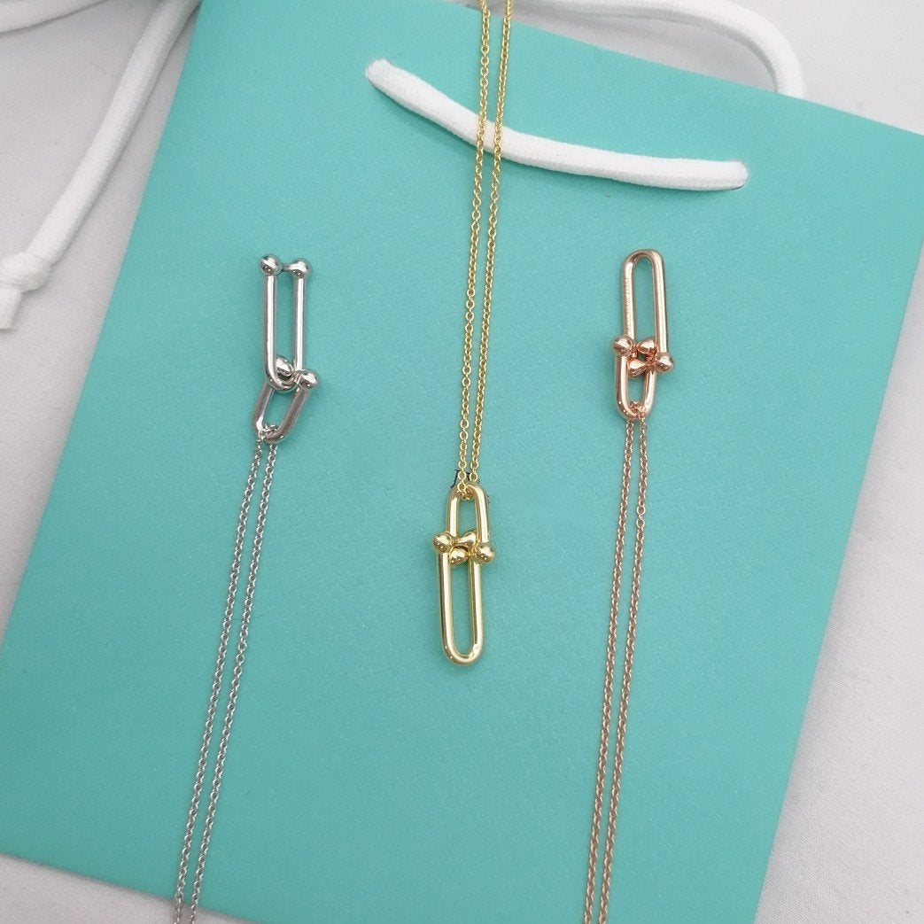 {
"Resenly Jewelry": "Resenly Jewelry",
"HARDWEAR GOLD DROP PEDANT NECKLACE": "ハードウェア ゴールド ドロップ ペンダントネックレス"
}