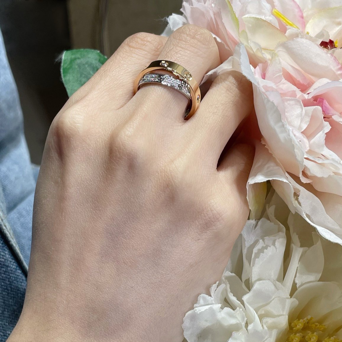 {
"Resenly Jewelry": "Resenly Jewelry",
"LOVE PINK GOLD SILVER DIAMOND DOUBLE RING": "LOVE ピンクゴールド シルバー ダイヤモンド ダブルリング"
}