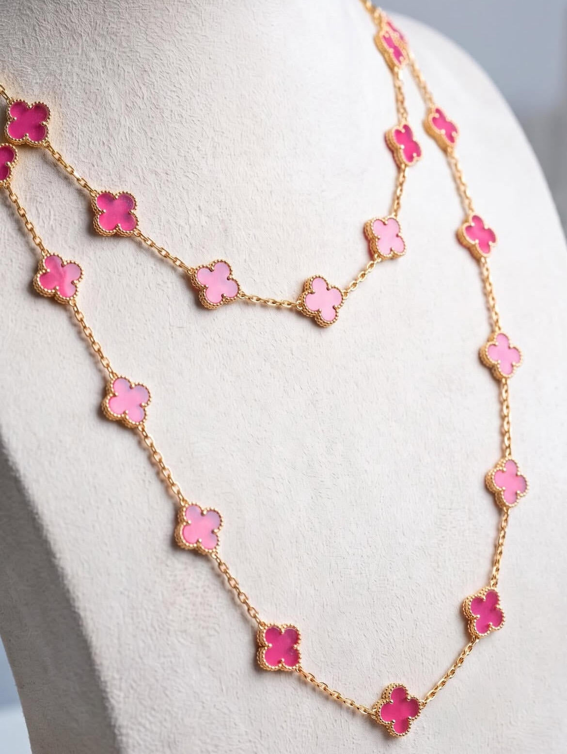 {
"Resenly Jewelry": "レゼンリー・ジュエリー",
"26 NEW PINK BUBBLE ENAMEL SET": "新作ピンクバブルエナメルセット 26点"
}