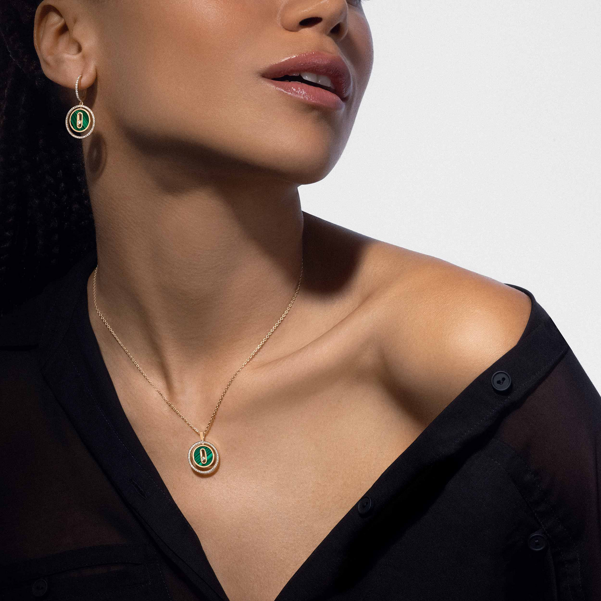 {
"Resenly Jewelry": "レセンリー・ジュエリー",
"LUCKY MOVE 1 DIAMOND MALACHITE GOLD DIAMOND NECKLACE": "ラッキー ムーブ 1 ダイヤモンド マラカイト ゴールド ダイヤモンド ネックレス"
}