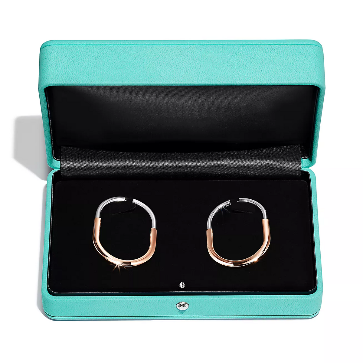 {
"Resenly Jewelry": "Resenly Jewelry",
"LOCK EARRINGS ROSE AND WHITE GOLD DIAMONDS EXTRA LARGE": "ロック イヤリング ローズ&ホワイトゴールド ダイヤモンド エクストララージ"
}