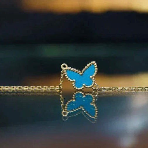 {
"Resenly Jewelry": "Resenly Jewelry",
"BUTTERFLY TURQUOISE BUTTERFLY BRACELET": "バタフライ ターコイズ バタフライ ブレスレット"
}