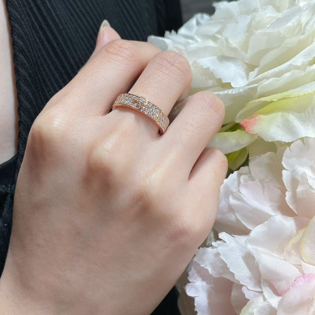 {
"Resenly Jewelry": "Resenly Jewelry",
"KELLY PINK GOLD DIAMOND RING": "KELLY ピンクゴールド ダイヤモンドリング"
}