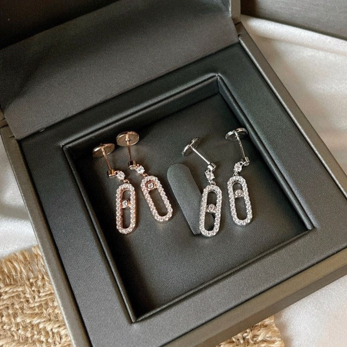 {
"Resenly Jewelry": "レゼンリー・ジュエリー",
"DORMEUSES MOVE UNO DIAMOND EARRINGS": "ドゥルミューズ ムーヴ ウノ ダイヤモンド イヤリング"
}