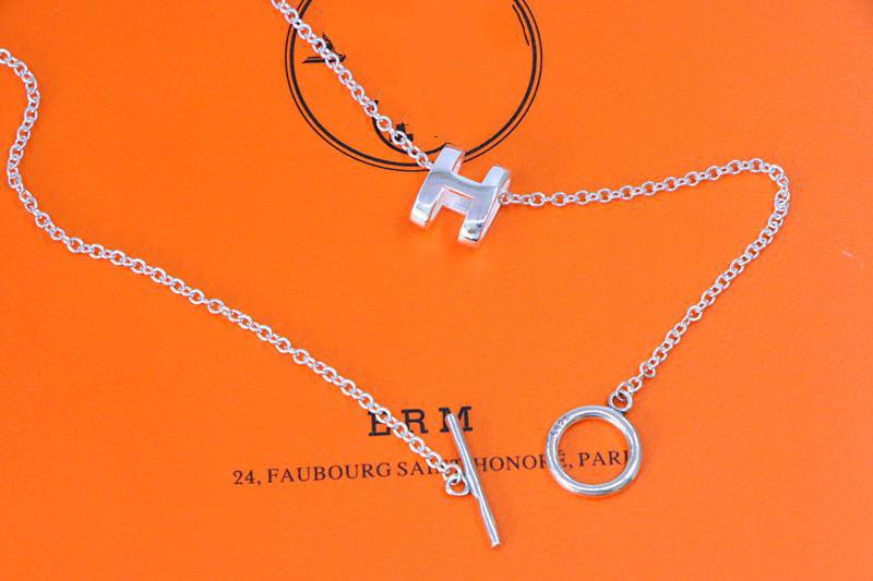 {
"Resenly Jewelry": "Resenly Jewelry",
"HM NECKLACE H LETTER OVAL SERIES": "HM ネックレス Hレター オーバルシリーズ"
}