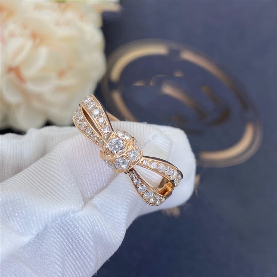 {
"Resenly Jewelry": "リゼンリー・ジュエリー",
"LIENS PINK GOLD DIAMOND RING": "リアン ピンクゴールド ダイヤモンドリング"
}