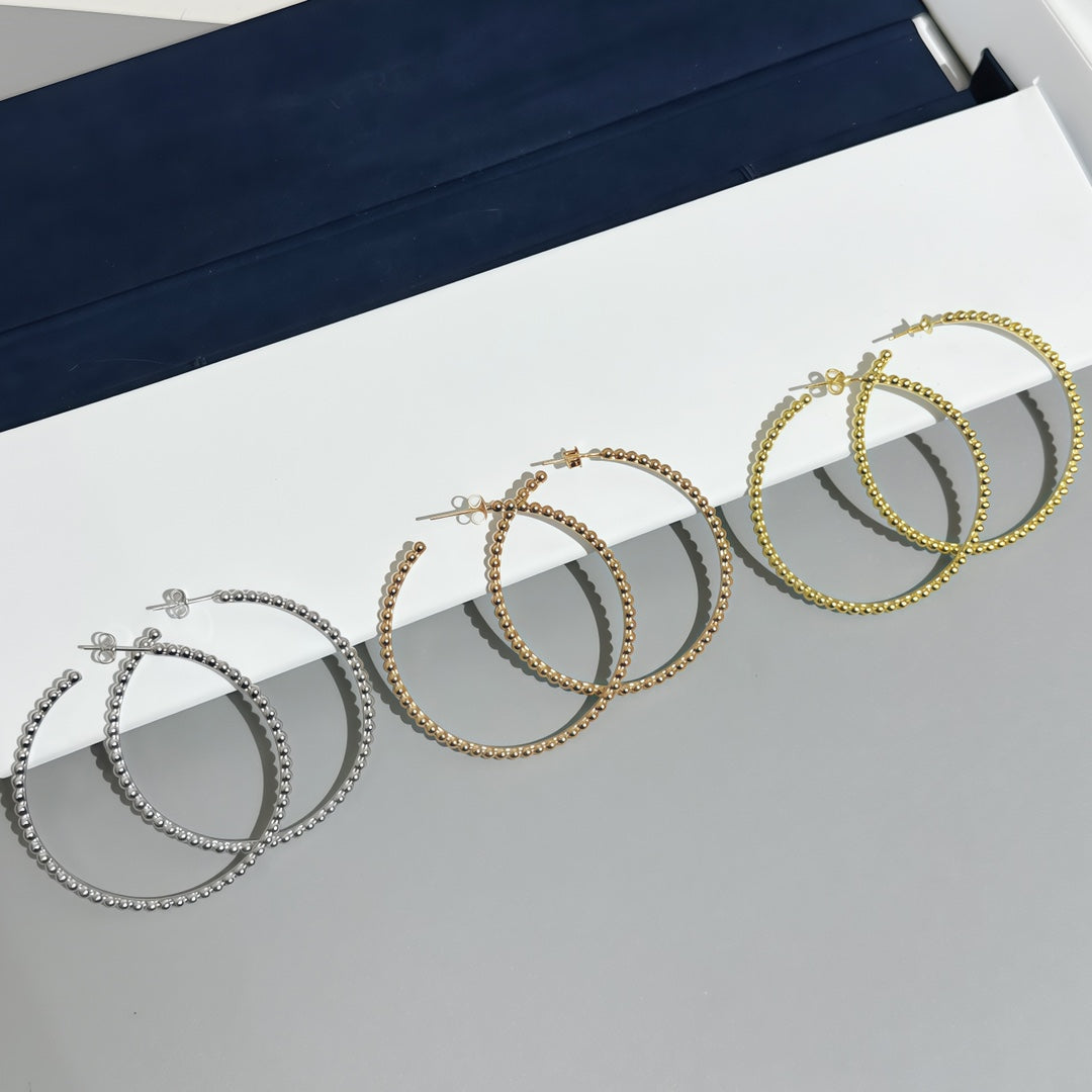 {
"Resenly Jewelry": "Resenly Jewelry",
"SMOOTH BEAD STUD EARRINGS": "スムースビーズスタッドピアス"
}