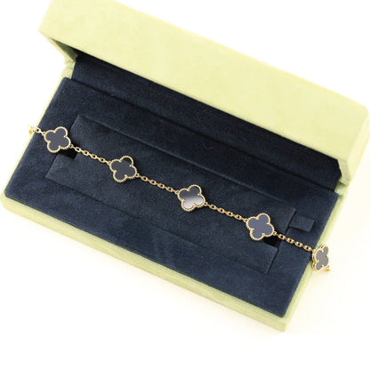 {
  "Resenly Jewelry": "Resenly Jewelry",
  "CLOVER 5 MOTIF ONYXS BRACELET COLLECTION": "クローバー 5モチーフ オニキス ブレスレット コレクション"
}