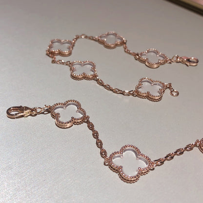 {
"Resenly Jewelry": "リゼンリー・ジュエリー",
"CLOVER 5 MOTIF ROCK CRYSTAL BRACELET": "クローバー 5モチーフ ロッククリスタル ブレスレット"
}