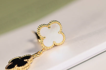 {"[Resenly Jewelry]CLOVER EARRINGS GOLD ONYX MOP 3 MOTIF": "【Resenly Jewelry】クローバーピアス ゴールド オニキス・マザーオブパール 3モチーフ"}