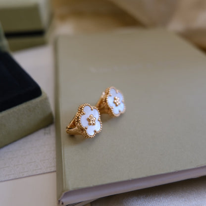 [Resenly Jewelry]ラッキー ピンクゴールド ホワイトMOPピアス