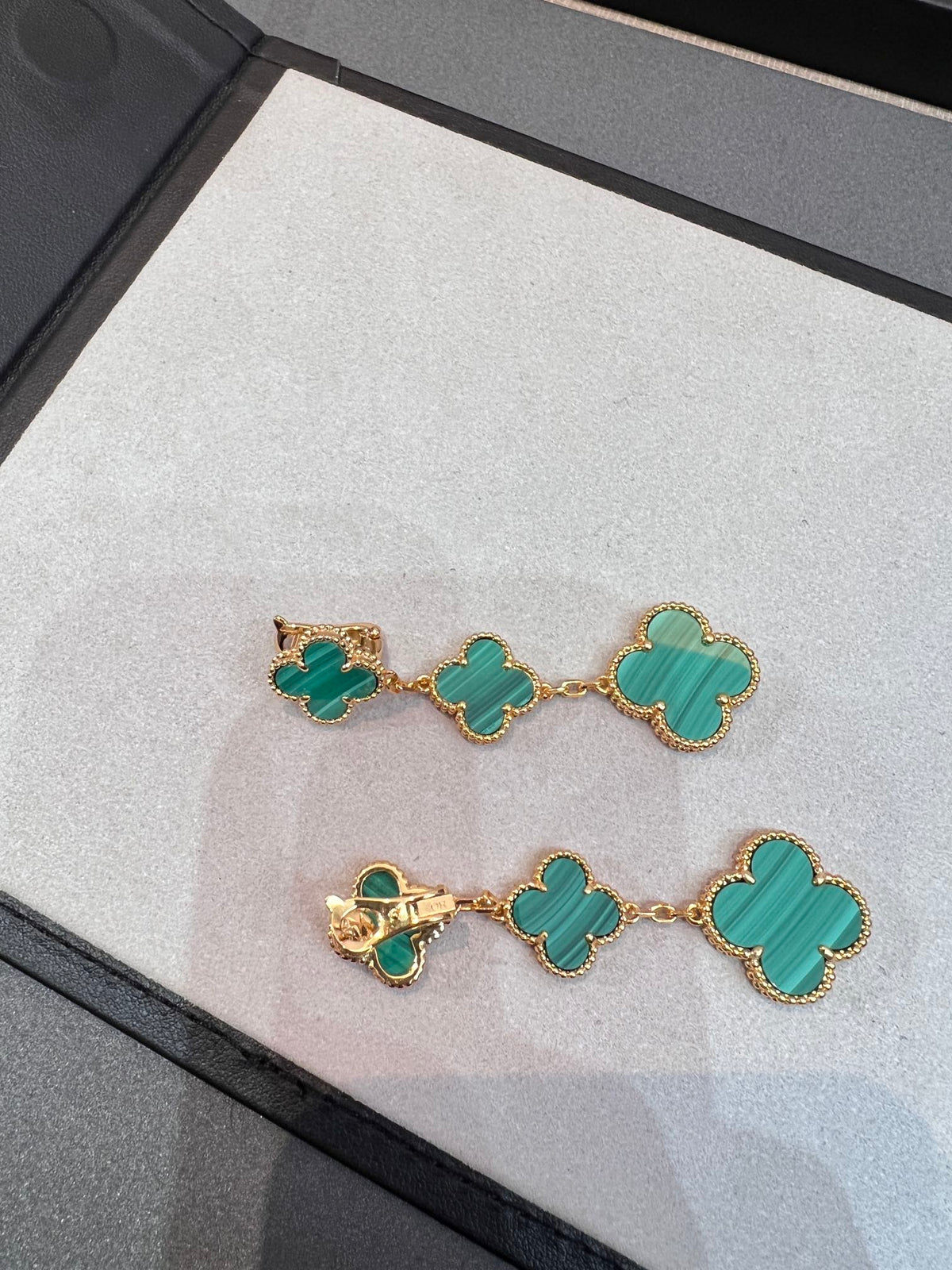 [Resenly Jewelry]クローバー マラカイト 3モチーフ ゴールド