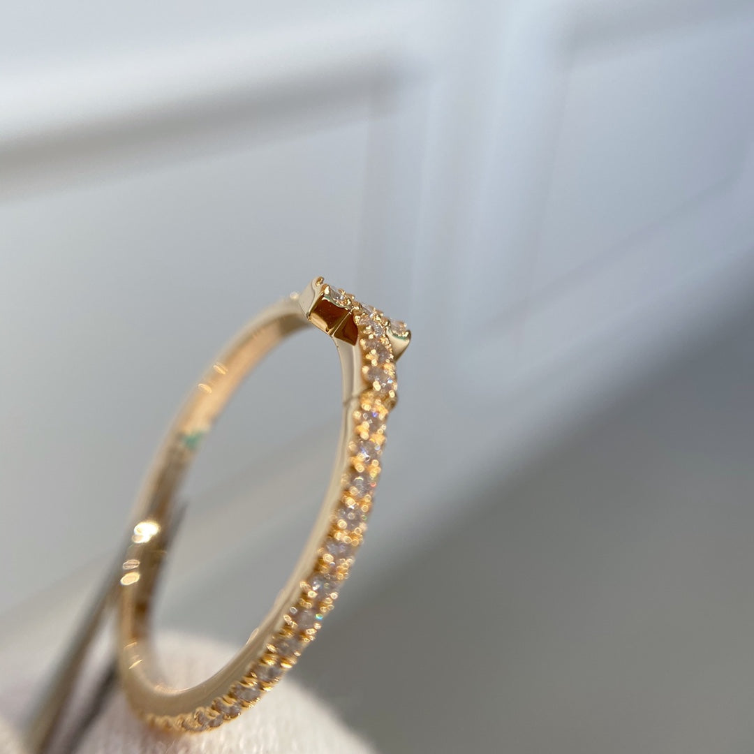 [Resenly Jewelry]T RING DIAMOND PINK GOLD