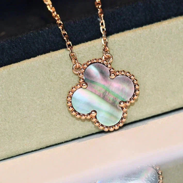 [Resenly Jewelry]CLOVER 15MM グレーマザーオブパールネックレス
