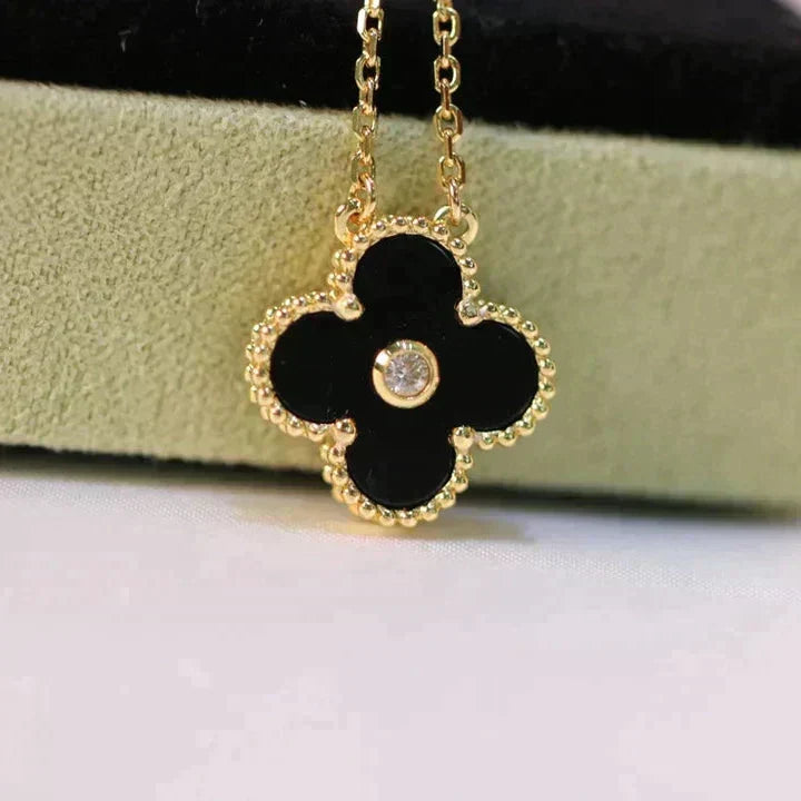 {
"Resenly Jewelry": "Resenly Jewelry",
"CLOVER 15MM DIAMOND ONYX NECKLACE": "クローバー 15mm ダイヤモンド オニキス ネックレス"
}