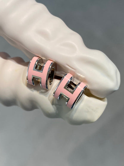 [Resenly Jewelry]MINI POP H SILVER EARRINGS PINK