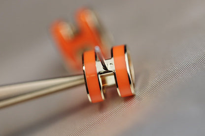[Resenly Jewelry]MINI POP H EARRINGS ORANGE