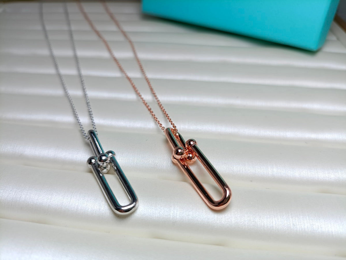 {
  "Resenly Jewelry": "Resenly Jewelry",
  "HARDWEAR DROP DOUBLE LINK PEDANT NECKLACE": "ハードウェア ドロップ ダブルリンク ペンダント ネックレス"
}