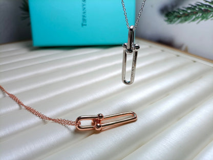 {
  "Resenly Jewelry": "Resenly Jewelry",
  "HARDWEAR DROP DOUBLE LINK PEDANT NECKLACE": "ハードウェア ドロップ ダブルリンク ペンダント ネックレス"
}
