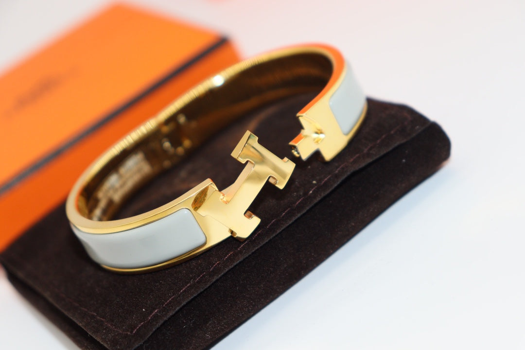 [Resenly Jewelry]H LIGHT BLUE BRACELET