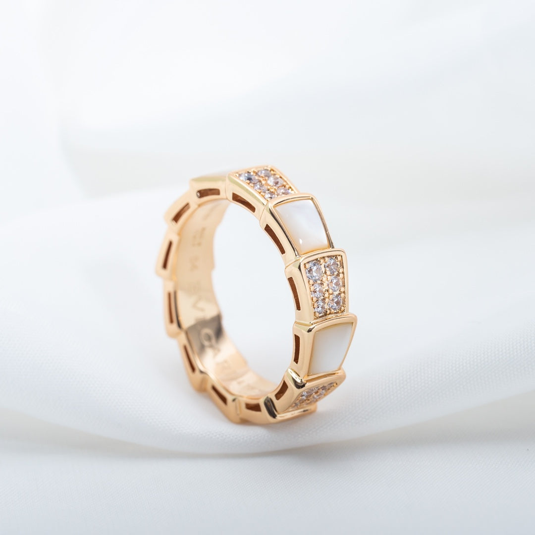 [Resenly Jewelry]セルペンティ リング ピンクゴールド マザー・オブ・パール ダイヤモンド パヴェ 4mm