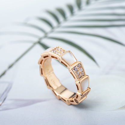 [Resenly Jewelry]セルペンティ リング ピンクゴールド マザー・オブ・パール ダイヤモンド パヴェ 4mm