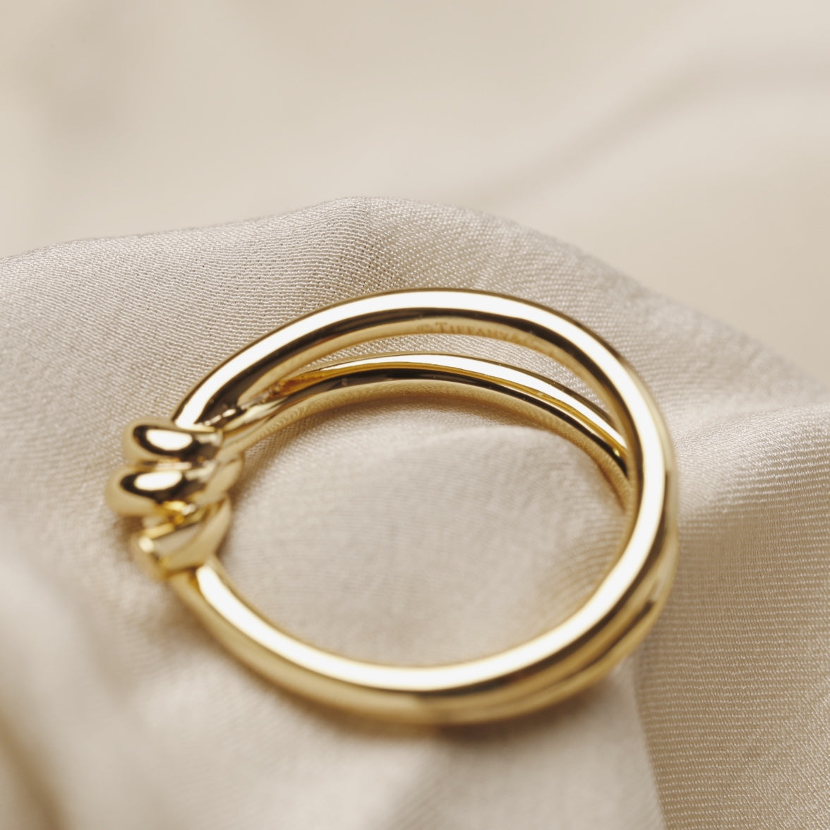 {
"Resenly Jewelry": "Resenly Jewelry",
"KNOT RING GOLD": "ノットリング ゴールド"
}