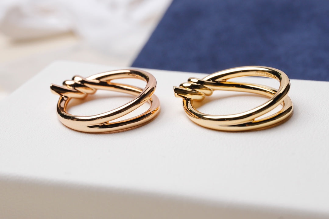 {
"Resenly Jewelry": "Resenly Jewelry",
"KNOT RING GOLD": "ノットリング ゴールド"
}