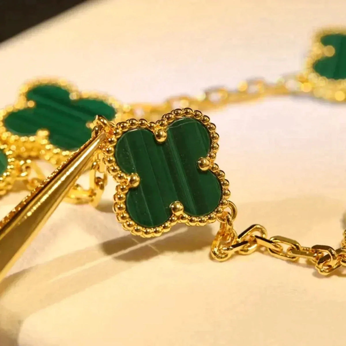 [Resenly Jewelry] CLOVER 5 MOTIF MALACHITE BRACELET COLLECTION