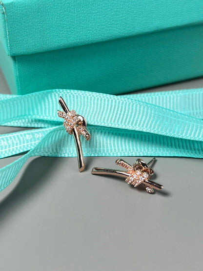 [Resenly Jewelry] ノットピアス ピンクゴールド ダイヤモンド
