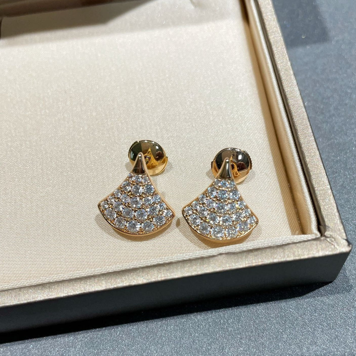 [Resenly Jewelry]DREAM STUD EARRINGS DIAMOND