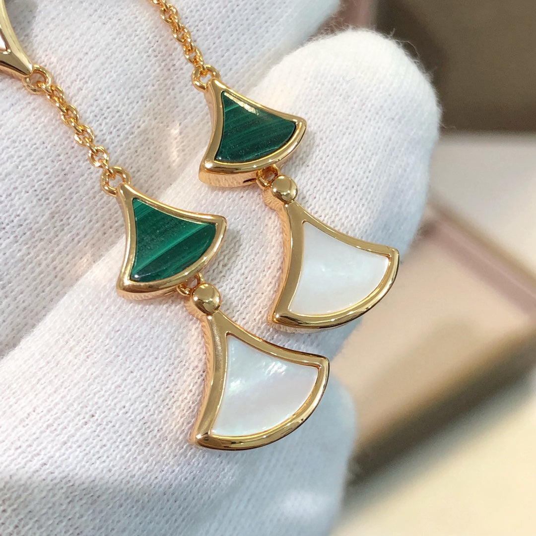 [Resenly Jewelry]ドリームピアス 3モチーフ マラカイト マザーオブパール ピンクゴールド