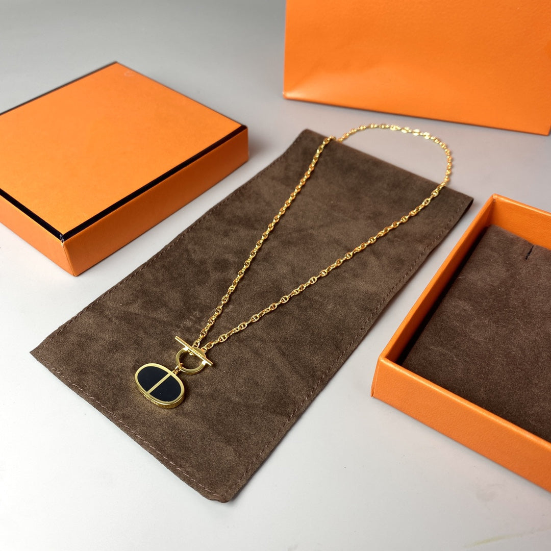 [Resenly Jewelry]シェーヌ・ヴェルソ ブラックセラミック ネックレス