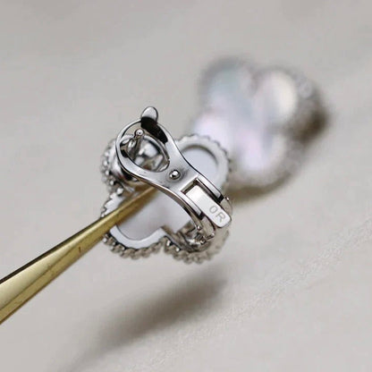 [Resenly Jewelry]CLOVER MEDIUM 1 MOTIFS  WHITE MOP EARRINGS SILVER