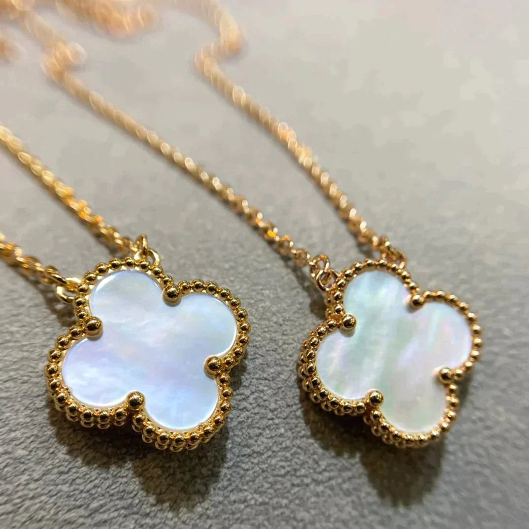 [Resenly Jewelry] クローバー 15mm ホワイトマザーオブパール ゴールドネックレス