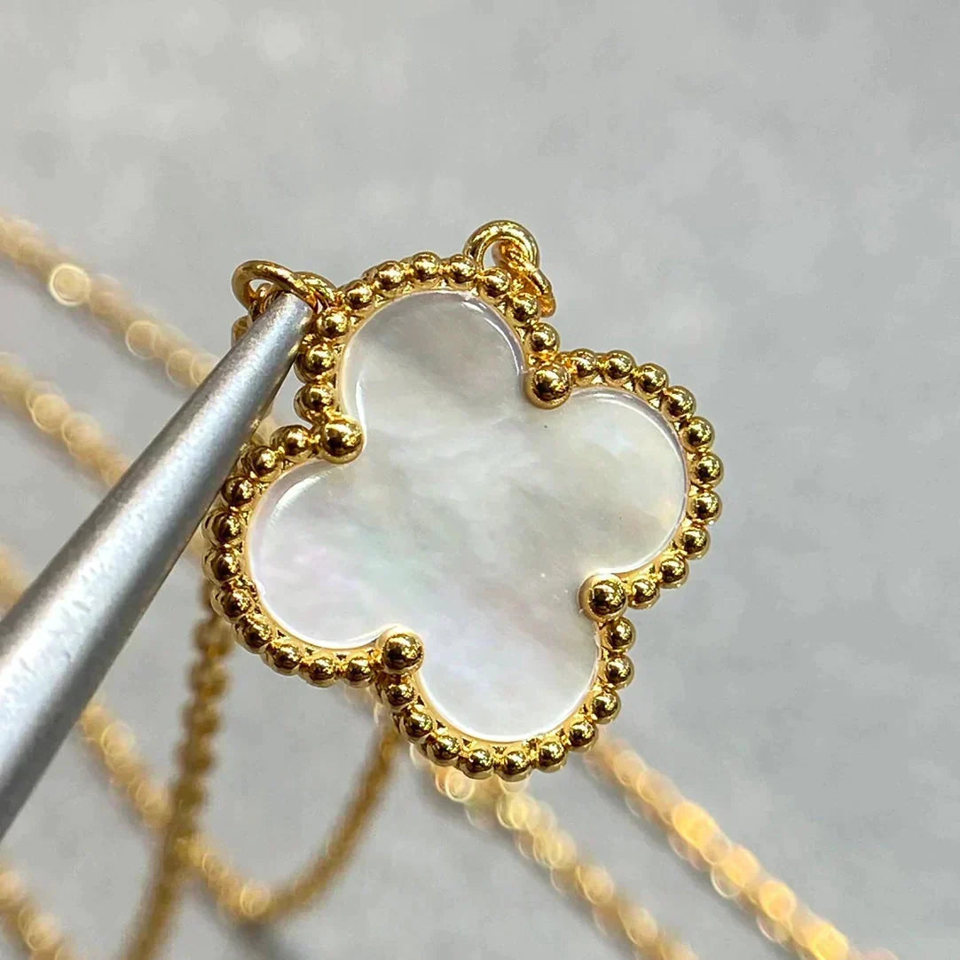 [Resenly Jewelry] クローバー 15mm ホワイトマザーオブパール ゴールドネックレス