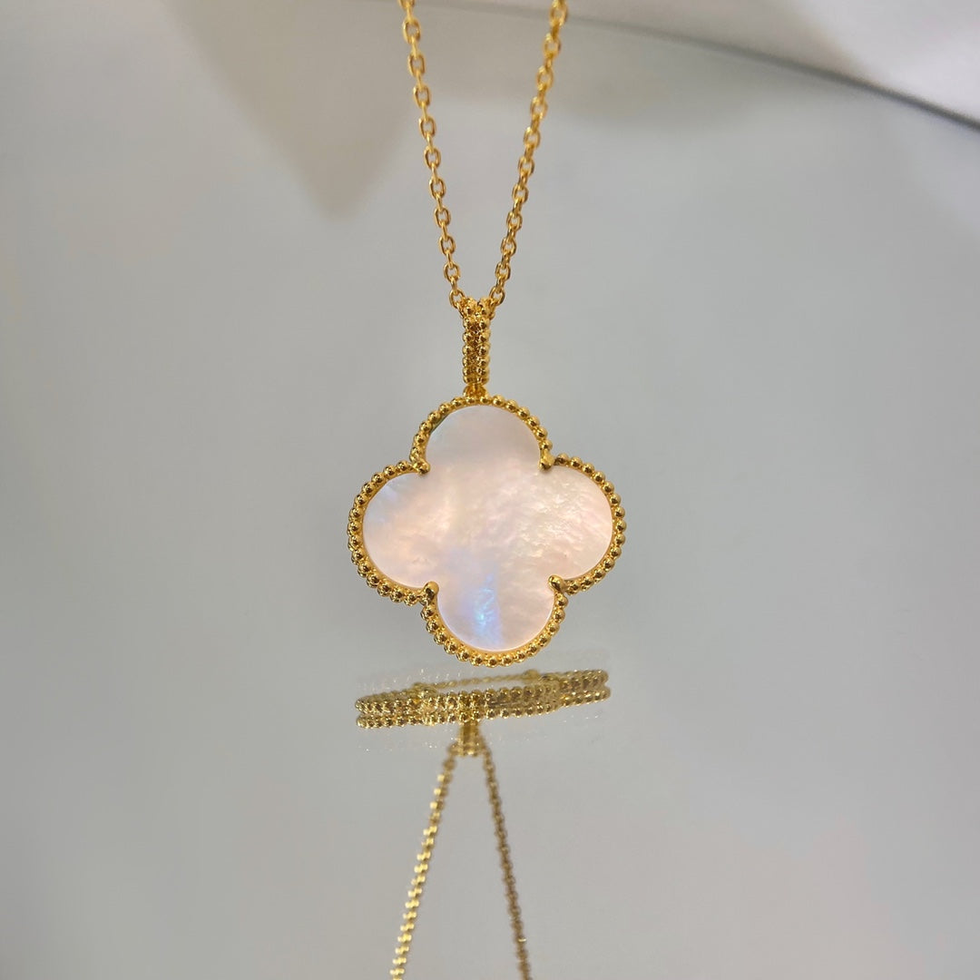 [Resenly Jewelry] クローバー 25MM マザーオブパール ラージペンダントネックレス