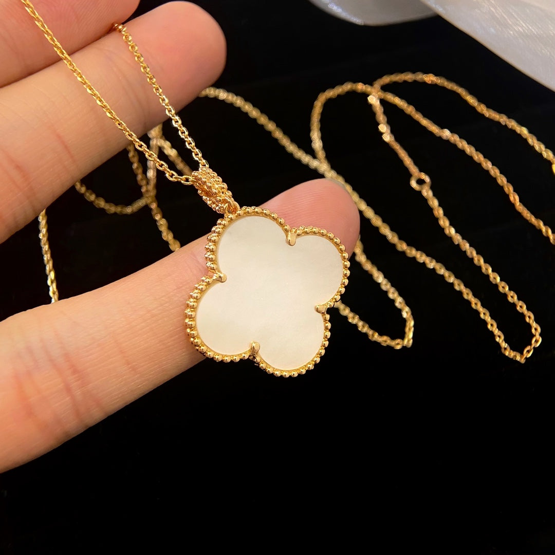 [Resenly Jewelry] クローバー 25MM マザーオブパール ラージペンダントネックレス