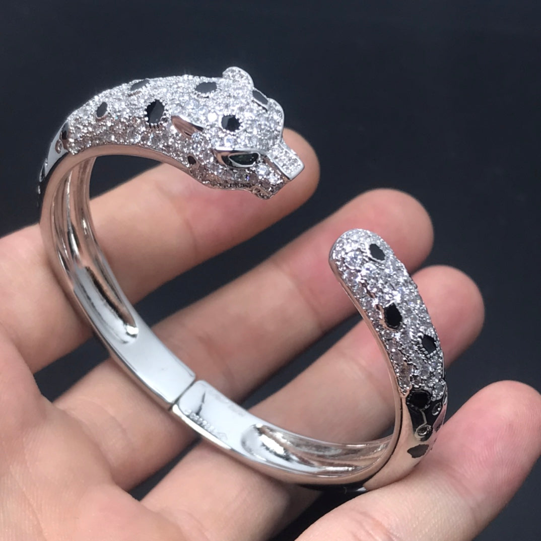{"[Resenly Jewelry]PANTHERE BIG BRACELET DIAMONDS": "【Resenly Jewelry】パンテール ビッグブレスレット ダイヤモンド"}