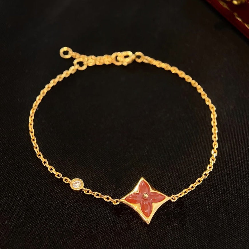 {
  "Resenly Jewelry": "レゼンリージュエリー",
  "COLOR STAR CARNELIAN PINK GOLD DIAMOND BRACELET": "カラースター カーネリアン ピンクゴールド ダイヤモンド ブレスレット"
}