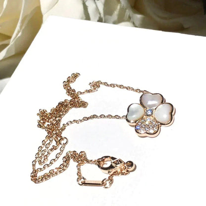{
  "Resenly Jewelry": "Resenly Jewelry",
  "CLOVER MOP DIAMOND ROSE GOLD NECKLACE": "クローバー MOP ダイヤモンド ローズゴールド ネックレス"
}
