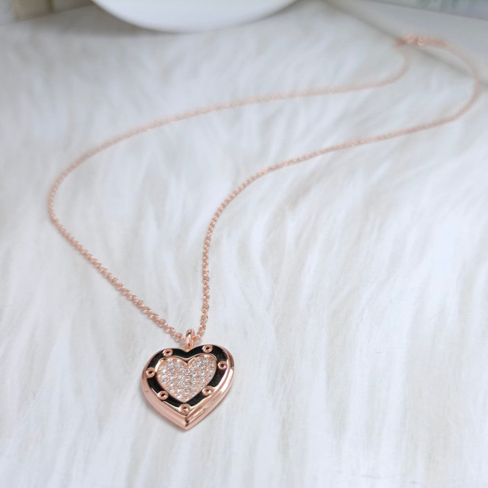 {
  "Resenly Jewelry": "Resenly Jewelry",
  "HEART DIAMONDS PEDANT NECKLACE": "ハートダイヤモンドペンダントネックレス"
}