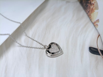 {
  "Resenly Jewelry": "Resenly Jewelry",
  "HEART DIAMONDS PEDANT NECKLACE": "ハートダイヤモンドペンダントネックレス"
}