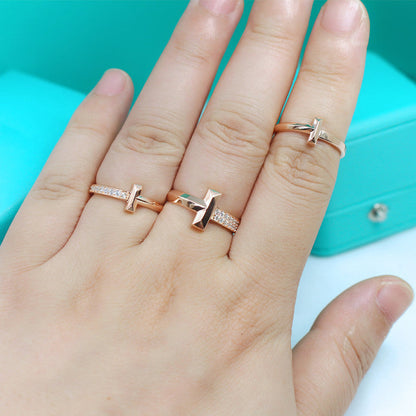 {
"Resenly Jewelry": "レゼンリー・ジュエリー",
"T1 NARROW DIAMOND PINK GOLD RING": "T1 ナロー ダイヤモンド ピンクゴールド リング"
}