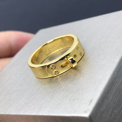 {
  "Resenly Jewelry": "Resenly Jewelry",
  "KELLY MEDIUM RING": "ケリー ミディアム リング"
}