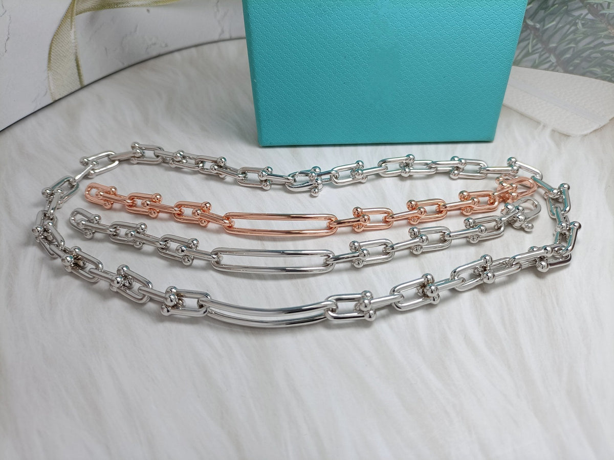 {
  "Resenly Jewelry": "レゼンリー・ジュエリー",
  "HARDWEAR LONG CHAIN BRACELET": "ハードウェア ロングチェーンブレスレット"
}