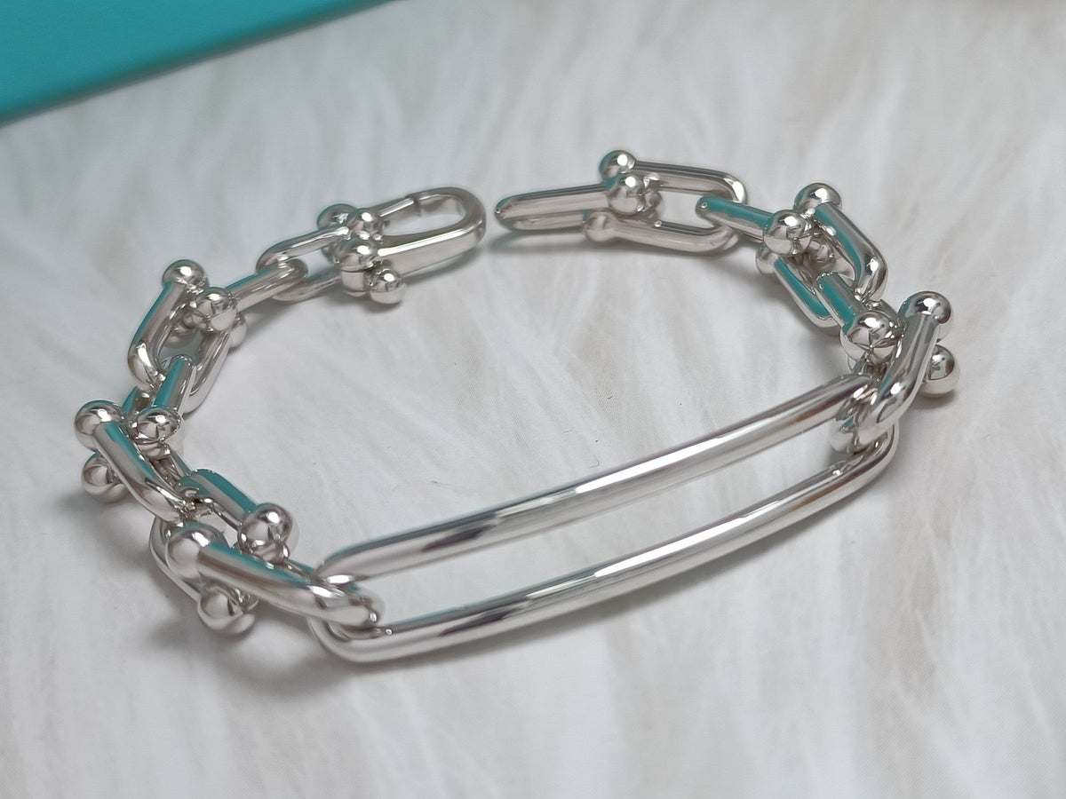 {
  "Resenly Jewelry": "レゼンリー・ジュエリー",
  "HARDWEAR LONG CHAIN BRACELET": "ハードウェア ロングチェーンブレスレット"
}