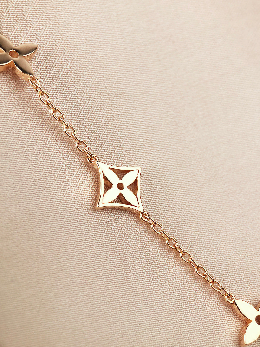 [Resenly Jewelry]STAR AND SUN 7 MOTIFS GOLD BRACELET