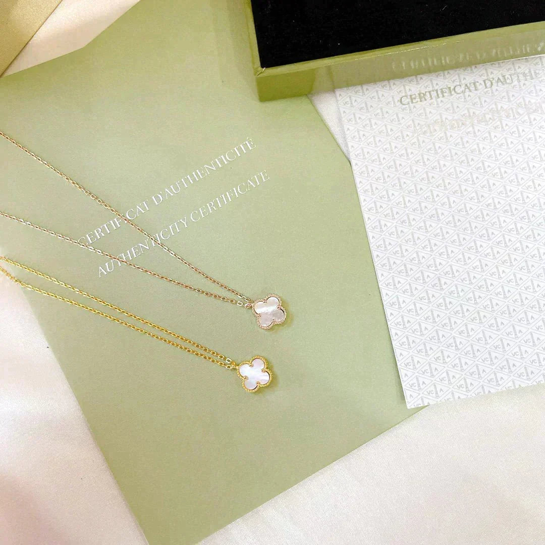 [Resenly Jewelry]CLOVER MINI 9.5MM WHITE MOTHER-OF-PEARL NECKLACE